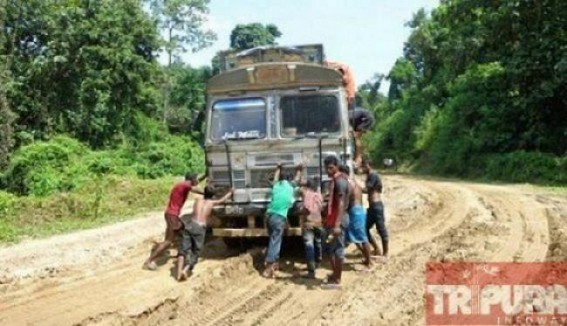 NH-44 turns pitiable for travelling : Lowerpoa to Churraebari gives horrific experience to the common people 